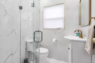 41 Jerome Ave, Mineola, NY 11501 - Photo 18