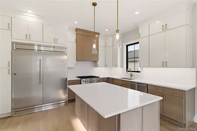 130 Albany Avenue, Westbury, NY 11590 - Photo 8