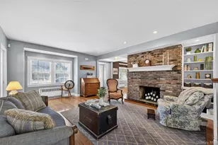 252 Morris Ave, Rockville Centre, NY 11570 - Photo 2