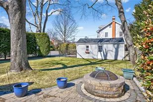 252 Morris Ave, Rockville Centre, NY 11570 - Photo 16