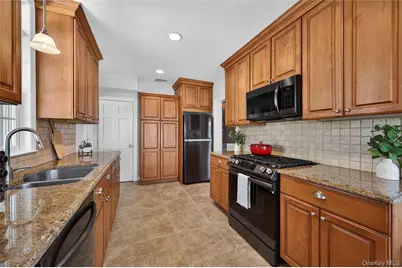 252 Morris Avenue, Rockville Centre, NY 11570 - Photo 20