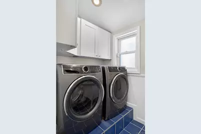 252 Morris Avenue, Rockville Centre, NY 11570 - Photo 12