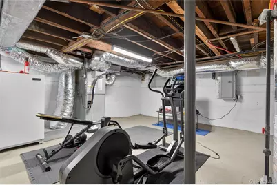 252 Morris Avenue, Rockville Centre, NY 11570 - Photo 18