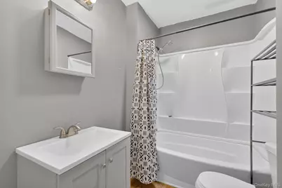 11 Manitou Avenue, Poughkeepsie, NY 12603 - Photo 10