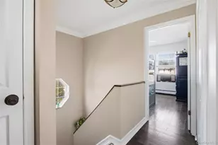 254 40th St, Copiague, NY 11726 - Photo 14