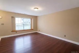 256 Quassaick Ave, New Windsor, NY 12553 - Photo 8