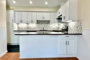 2 Heritage Dr, New City, NY 10956 - Photo 2