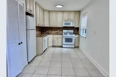 25555 75th Avenue #GV31, Glen Oaks, NY 11004 - Photo 6