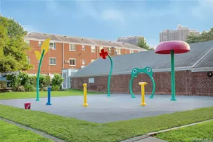 255-55 75th Ave, Glen Oaks, NY 11004 - Photo 24