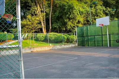 25555 75th Avenue #GV31, Glen Oaks, NY 11004 - Photo 22