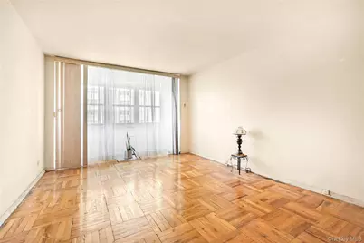 66-36 Yellowstone Boulevard #A10, Forest Hills, NY 11375 - Photo 12