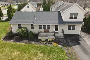 7 Pulaski Rd, Fishkill, NY 12524 - Photo 2