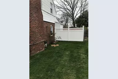 86 W Clinton Avenue, Roosevelt, NY 11575 - Photo 2