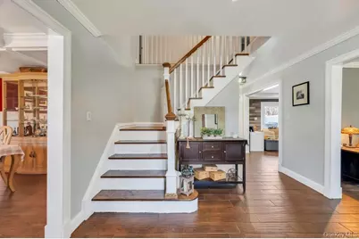 21 Burwood Lane, Coram, NY 11727 - Photo 6