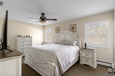 129 Bishop Lane, Holbrook, NY 11741 - Photo 16