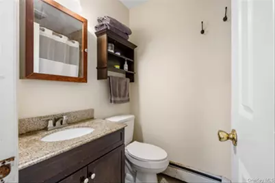 129 Bishop Lane, Holbrook, NY 11741 - Photo 20