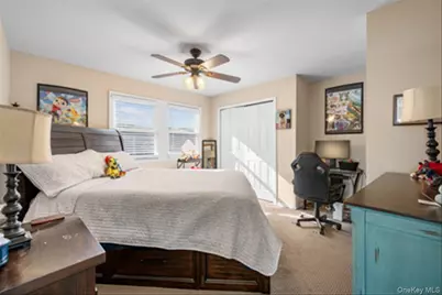 129 Bishop Lane, Holbrook, NY 11741 - Photo 18