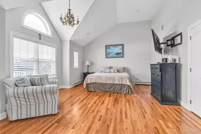 703 Neptune Boulevard, Long Beach, NY 11561 - Photo 12