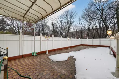 6433 Alderton Street, Rego Park, NY 11374 - Photo 18