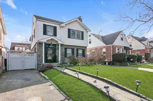 36-13 Clearview Expy, Bayside, NY 11361 - Photo 24