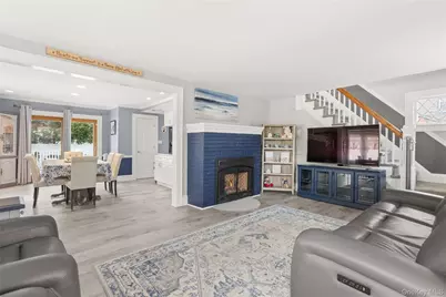 147 Pennsylvania Avenue, Freeport, NY 11520 - Photo 4