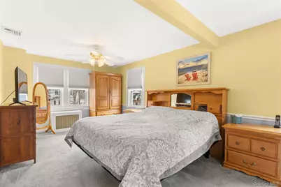 147 Pennsylvania Avenue, Freeport, NY 11520 - Photo 14