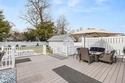 147 Pennsylvania Avenue, Freeport, NY 11520 - Photo 22