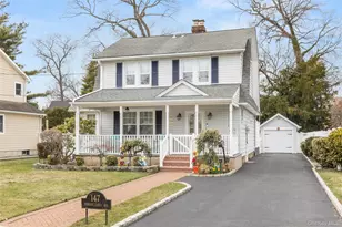 147 Pennsylvania Ave, Freeport, NY 11520 - Photo 2