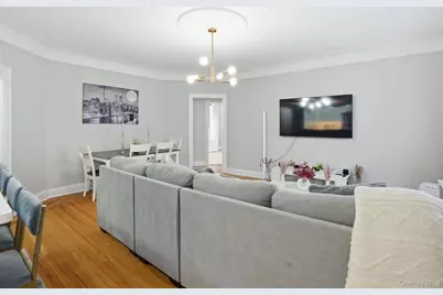 26 W Pondfield Road #4F, Bronxville, NY 10708 - Photo 6