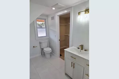 85 Lewis Road, East Quogue, NY 11942 - Photo 16