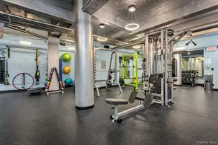 1213 Avenue Z, Brooklyn, NY 11235 - Photo 12