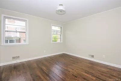 205 Soundview Avenue, White Plains, NY 10606 - Photo 18