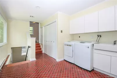 205 Soundview Avenue, White Plains, NY 10606 - Photo 20