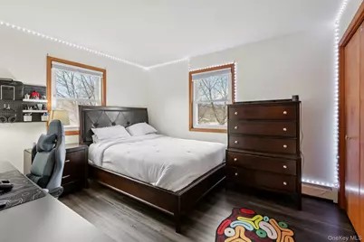 335 Oak Drive, New Windsor, NY 12553 - Photo 18