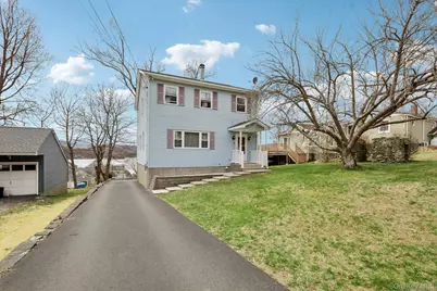 335 Oak Drive, New Windsor, NY 12553 - Photo 2