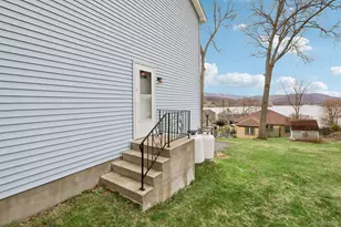 335 Oak Dr, New Windsor, NY 12553 - Photo 26