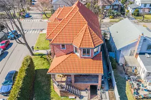 160-03 Cryders Ln, Whitestone, NY 11357 - Photo 2