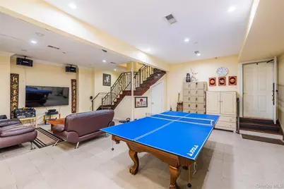 160-03 Cryders Lane, Whitestone, NY 11357 - Photo 38