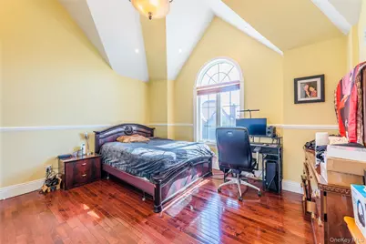 160-03 Cryders Lane, Whitestone, NY 11357 - Photo 18