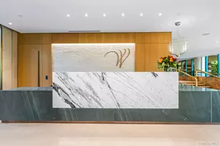 100 Hilton Ave, Garden City, NY 11530 - Photo 24