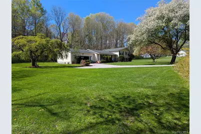 77 Hill Street, Mahopac, NY 10541 - Photo 2