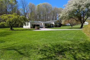 77 Hill St, Mahopac, NY 10541 - Photo 2