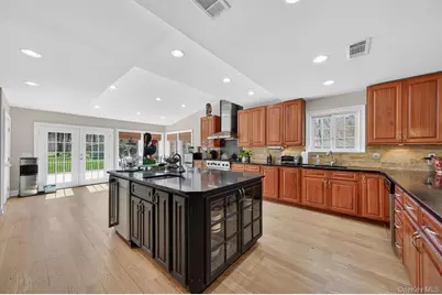 517 Elizabeth Road, Yorktown Heights, NY 10598 - Photo 10