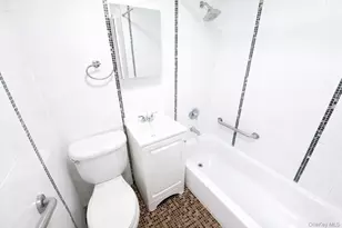 967 E 94th St, Brooklyn, NY 11236 - Photo 10