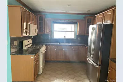 1193 Neill Avenue #1st Floor, Bronx, NY 10461 - Photo 4
