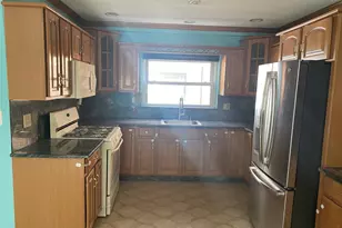 1193 Neill Ave, Bronx, NY 10461 - Photo 4