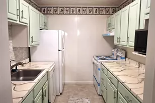 18 White Gate Dr, Wappingers Falls, NY 12590 - Photo 6