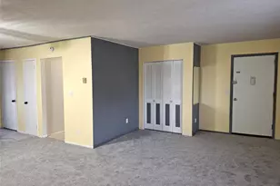 18 White Gate Dr, Wappingers Falls, NY 12590 - Photo 2