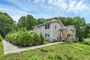 43 Freeland St, Monroe, NY 10950 - Photo 4