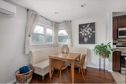 29 Fox Court, Hicksville, NY 11801 - Photo 6